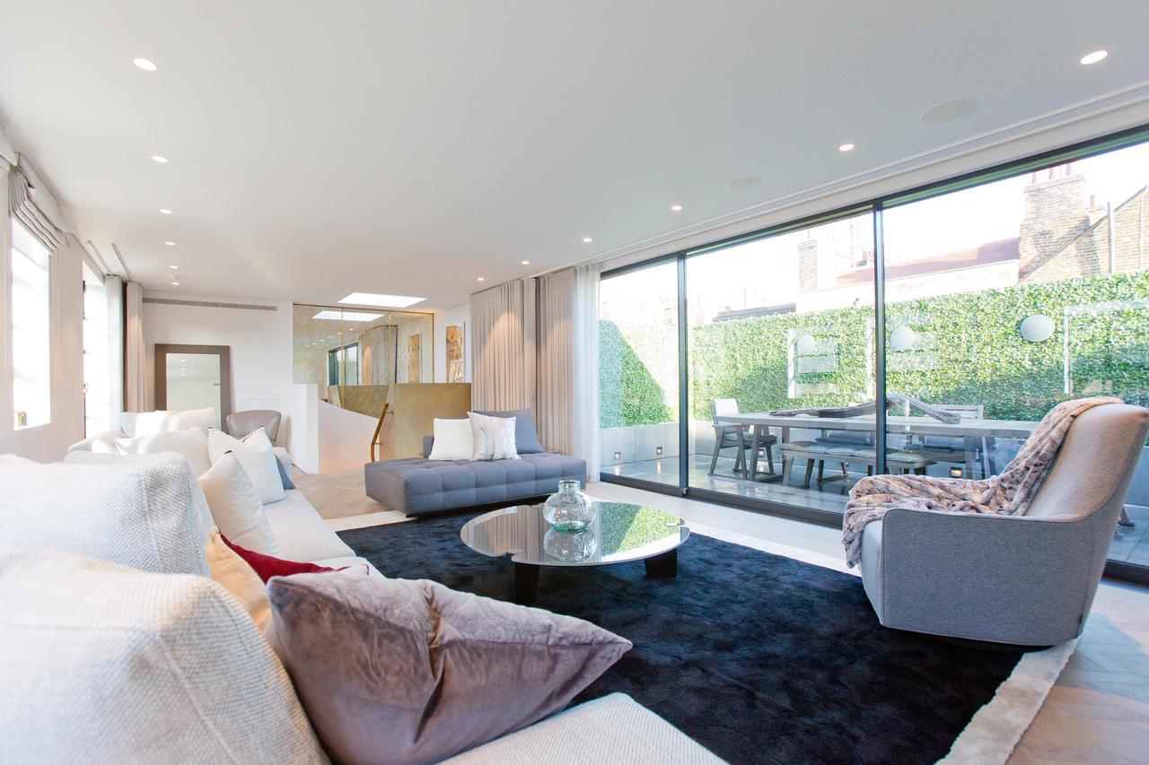 Luxury Royalty Mews Apartment Лондон Екстериор снимка