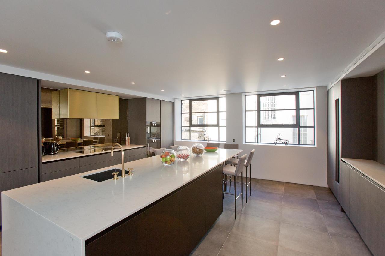 Luxury Royalty Mews Apartment Лондон Екстериор снимка