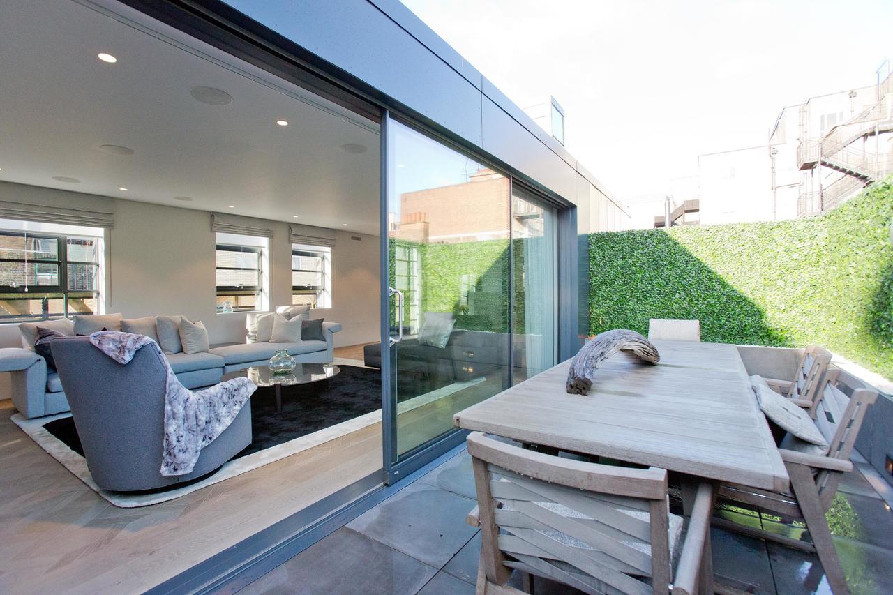 Luxury Royalty Mews Apartment Лондон Екстериор снимка