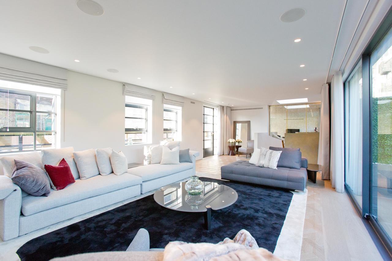 Luxury Royalty Mews Apartment Лондон Екстериор снимка