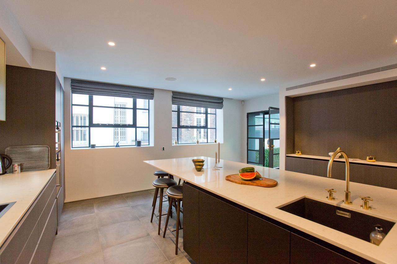 Luxury Royalty Mews Apartment Лондон Стая снимка