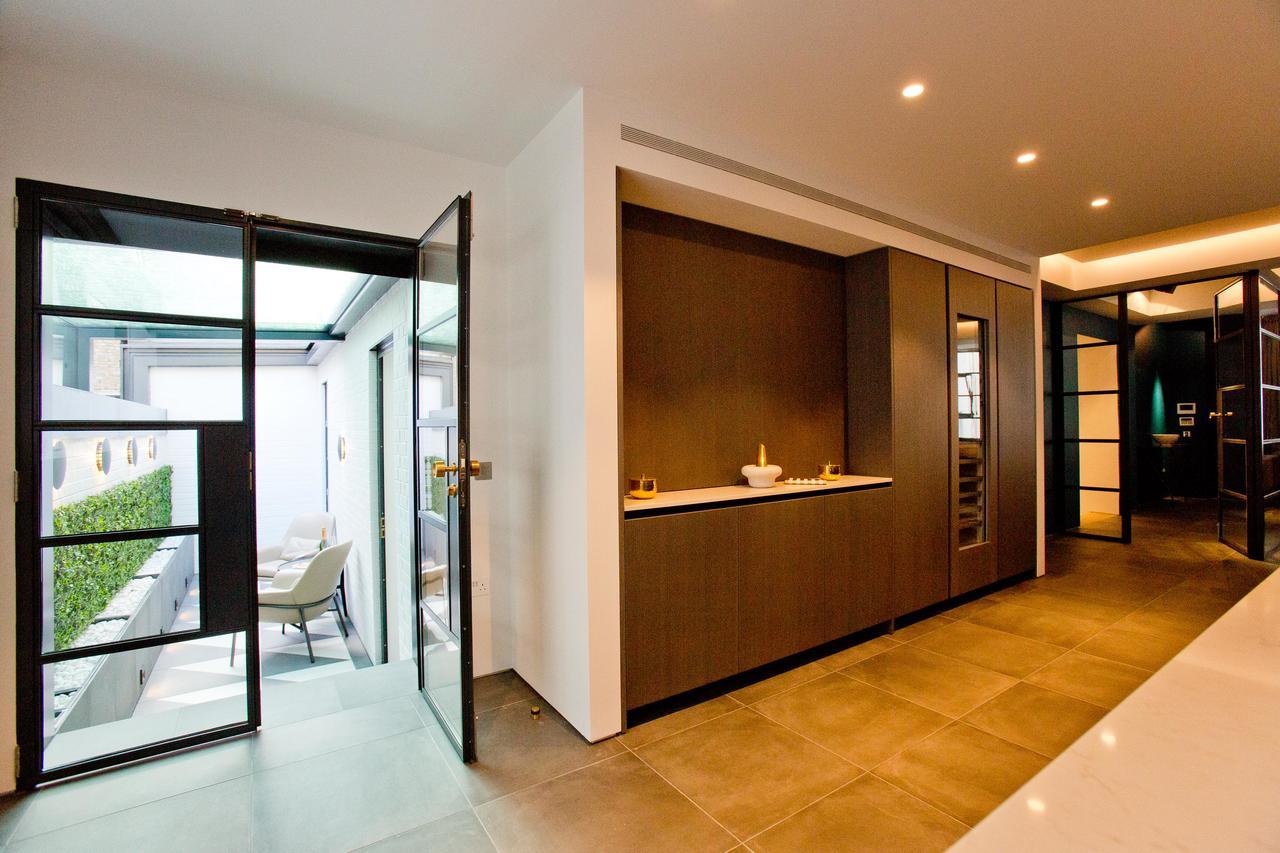 Luxury Royalty Mews Apartment Лондон Екстериор снимка