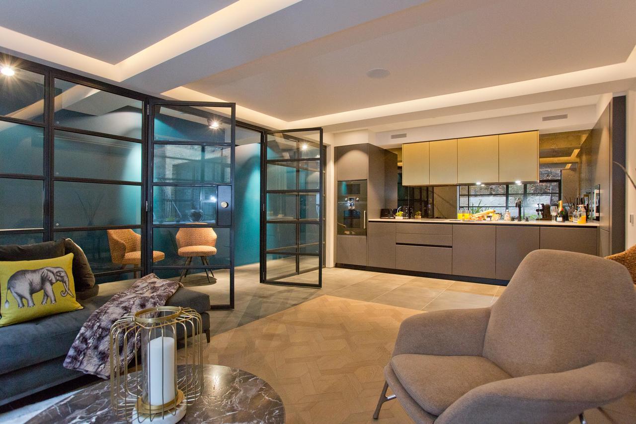 Luxury Royalty Mews Apartment Лондон Екстериор снимка