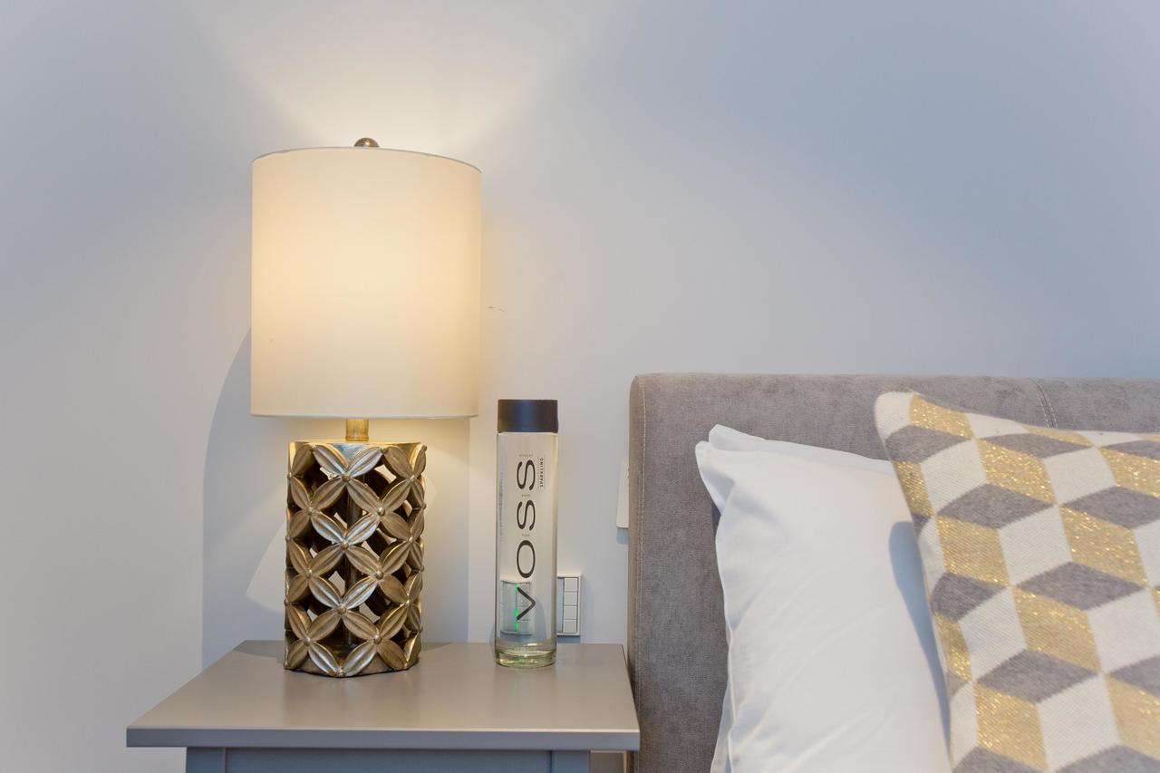 Luxury Royalty Mews Apartment Лондон Екстериор снимка